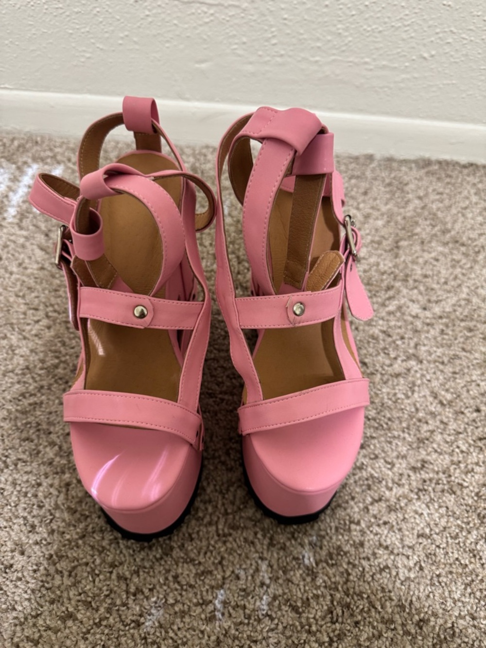 Women’s Pink Strappy Platform Sandals